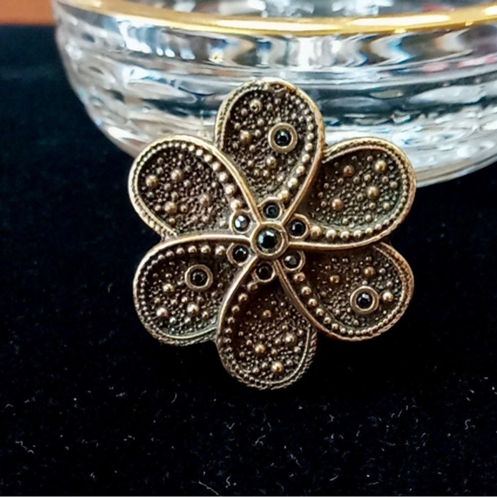 Virgins Saints & Angels Ring - Picture 4 of 5